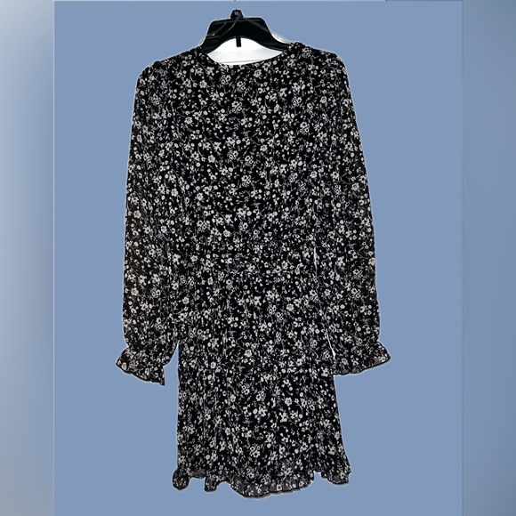 Inspired Hearts Black and White Floral Long Sleeve Dress - Picture 2 of 3